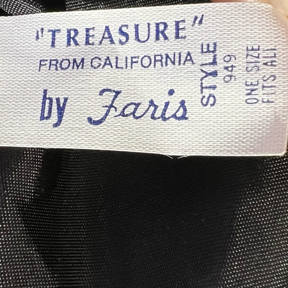 Treasure by Faris Nylon Black Robe - Picture 3 of 4